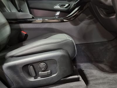 2026 Land Rover Range Rover Velar