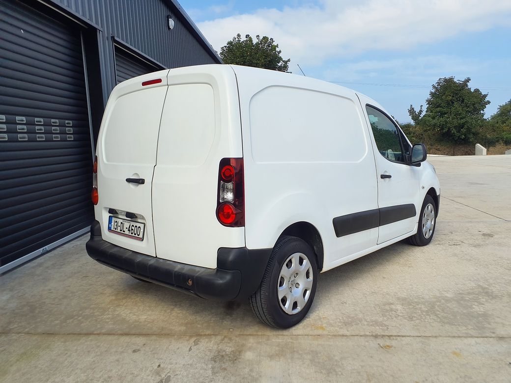 2013 Peugeot Partner