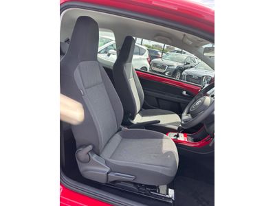 2015 Volkswagen up!