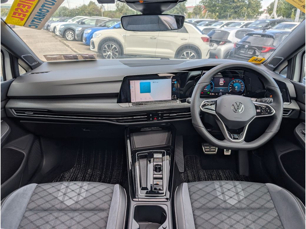 2024 Volkswagen Golf