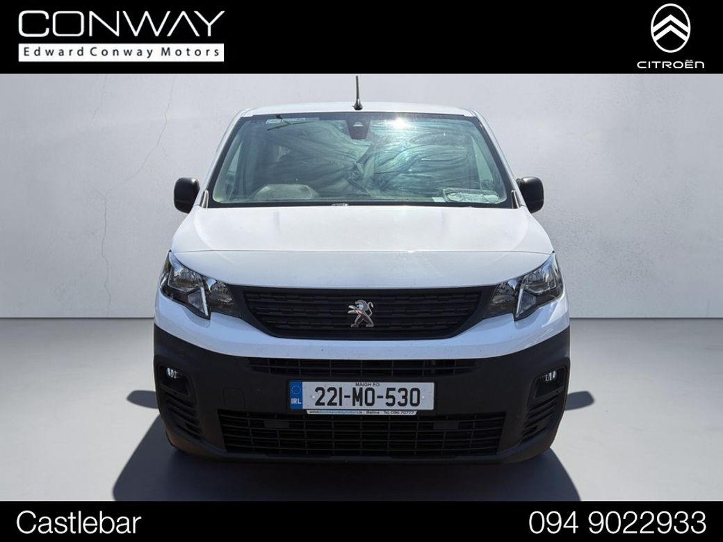 2022 Peugeot Partner