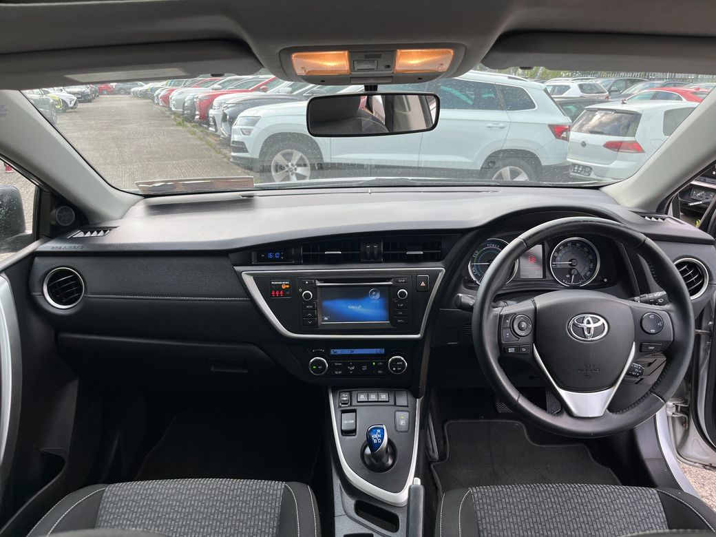 2015 Toyota Auris