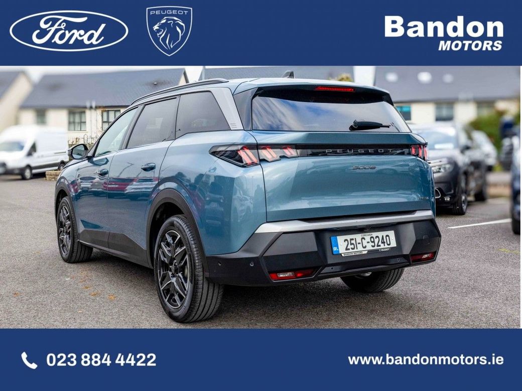 2025 Peugeot 5008