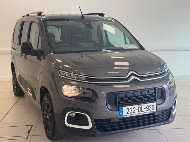 vehicle for sale from McGinley Motors