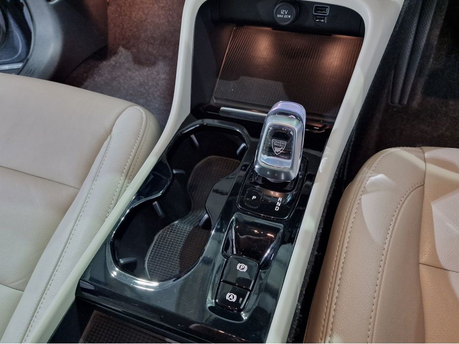 2021 Volvo XC40