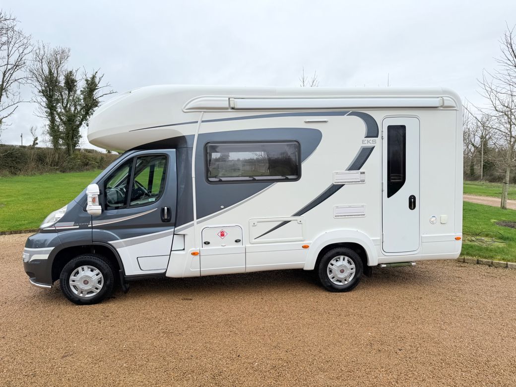 2014 AUTOTRAIL  TRACKER EKS LOW PROFILE R.H.D