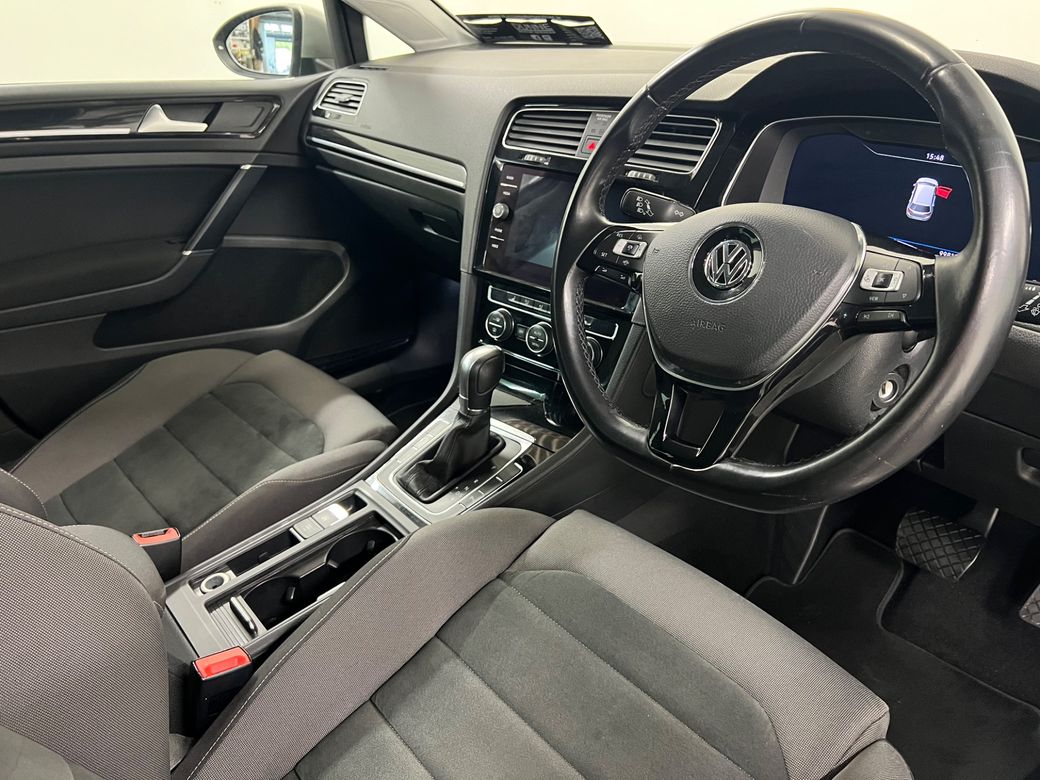 2019 Volkswagen Golf
