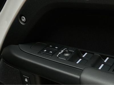 2026 Land Rover Defender