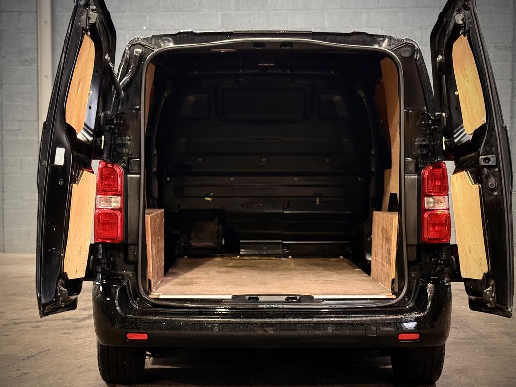 2023 Vauxhall Vivaro