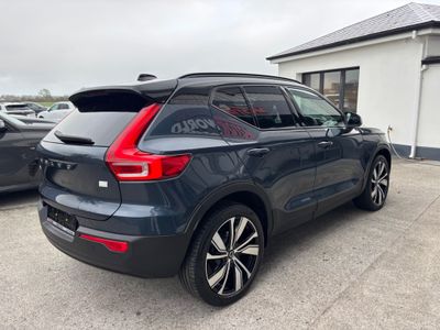 2022 Volvo XC40