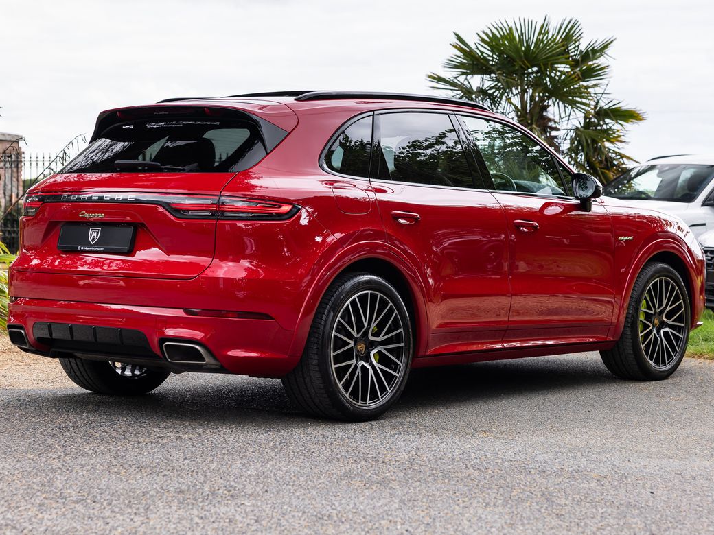 2022 Porsche Cayenne