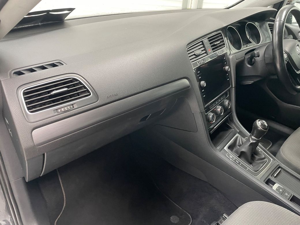2017 Volkswagen Golf