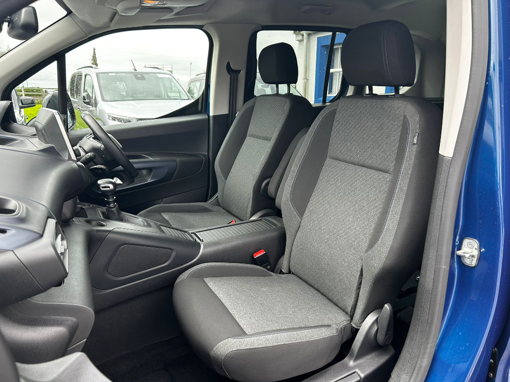 2023 Peugeot Rifter