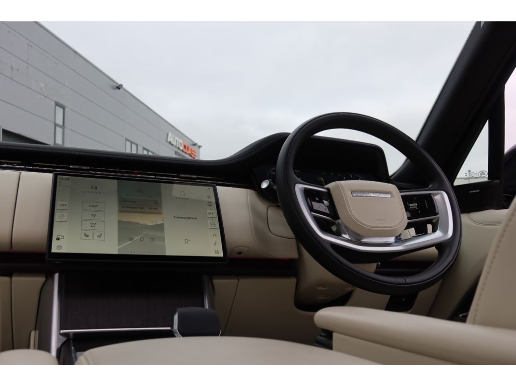 2025 Land Rover Range Rover