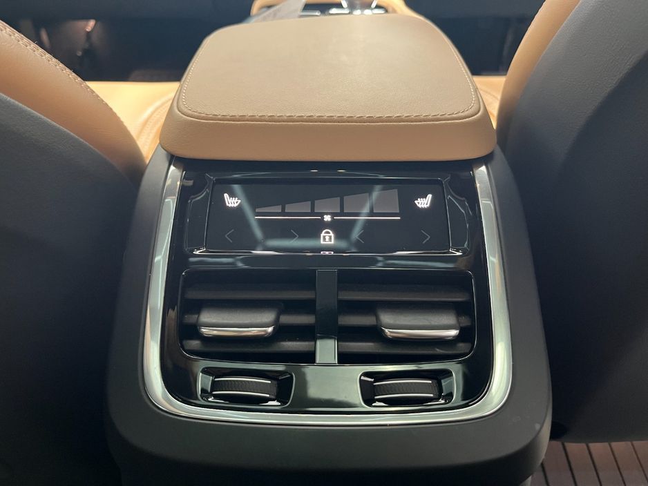 2022 Volvo XC90