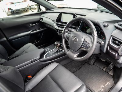 2023 Lexus UX 250H