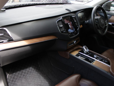 2020 Volvo XC90