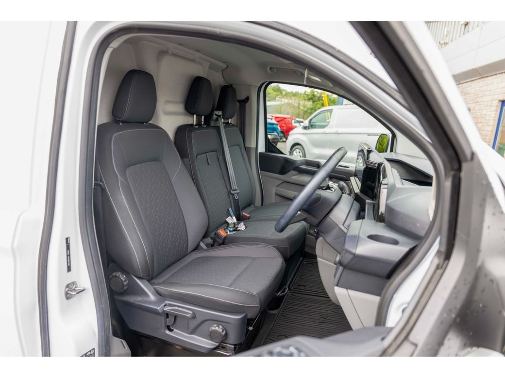 2025 Ford Transit Custom