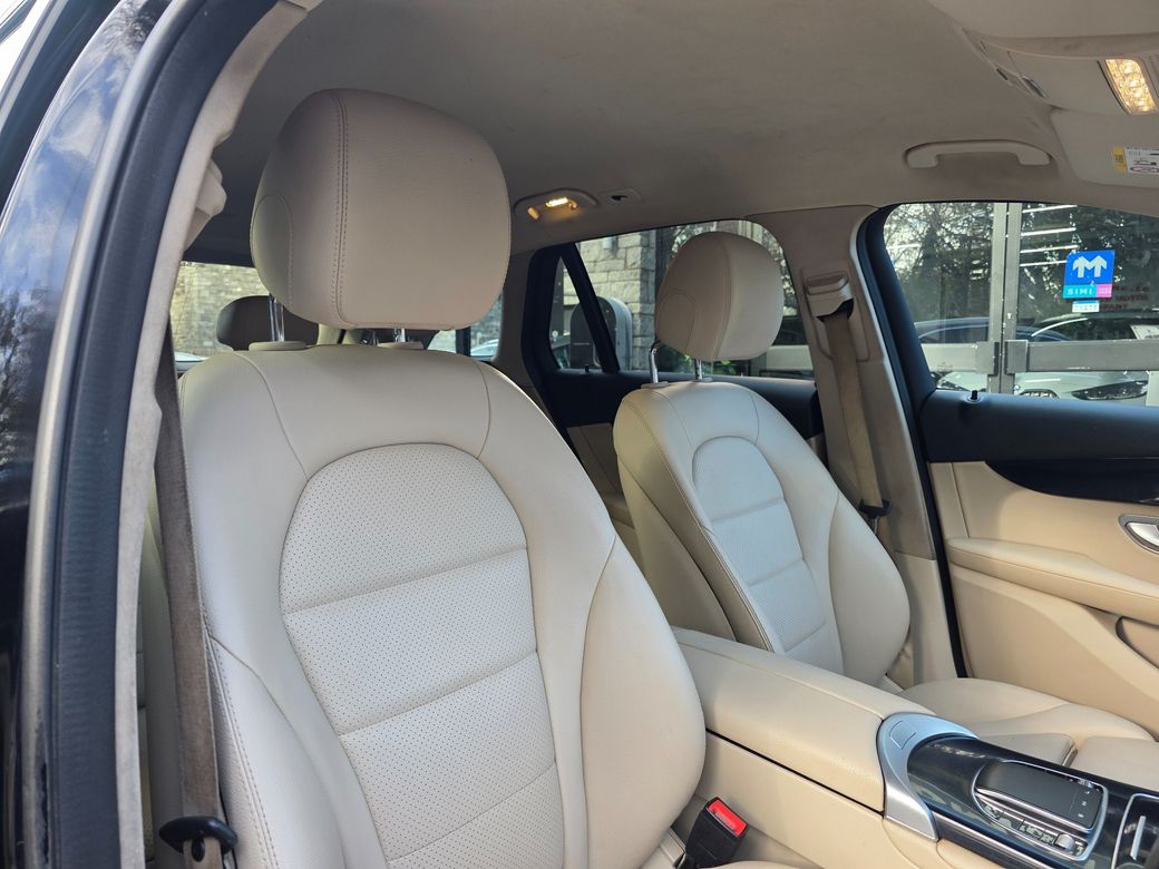 2022 Mercedes-Benz GLC Class