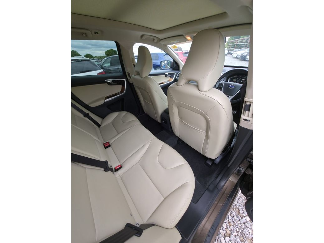2016 Volvo XC60