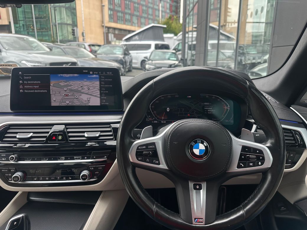2022 BMW 5 Series