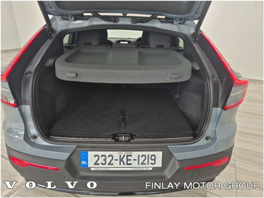 2023 Volvo C40