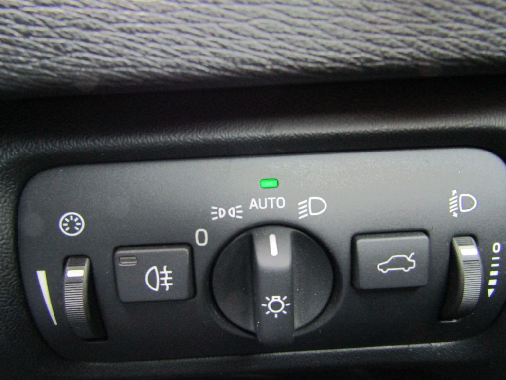 2013 Volvo V40