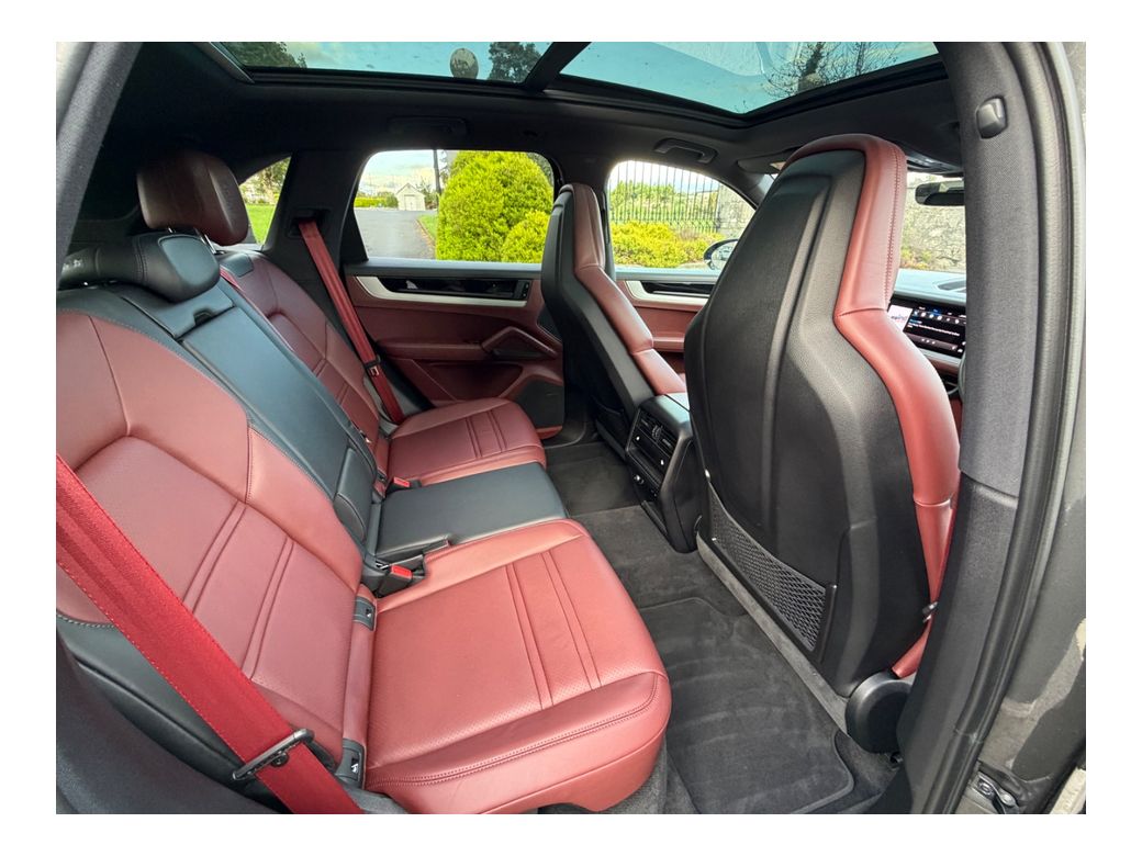 2024 Porsche Cayenne