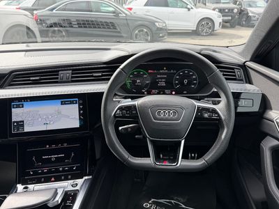 2024 Audi Q8 e-tron