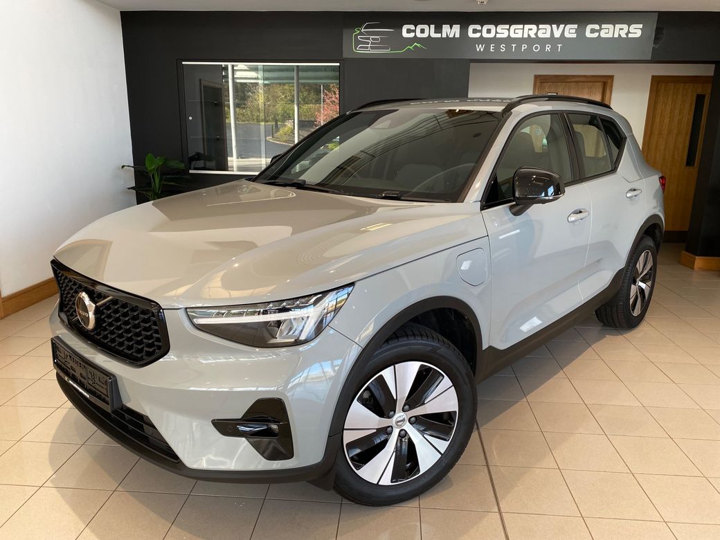 2023 Volvo XC40