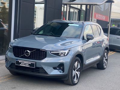 2023 Volvo XC40