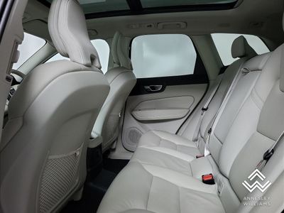 2025 Volvo XC60