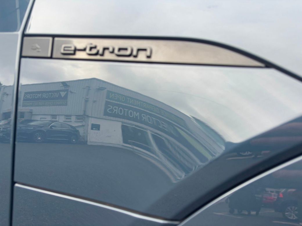 2024 Audi Q8 e-tron