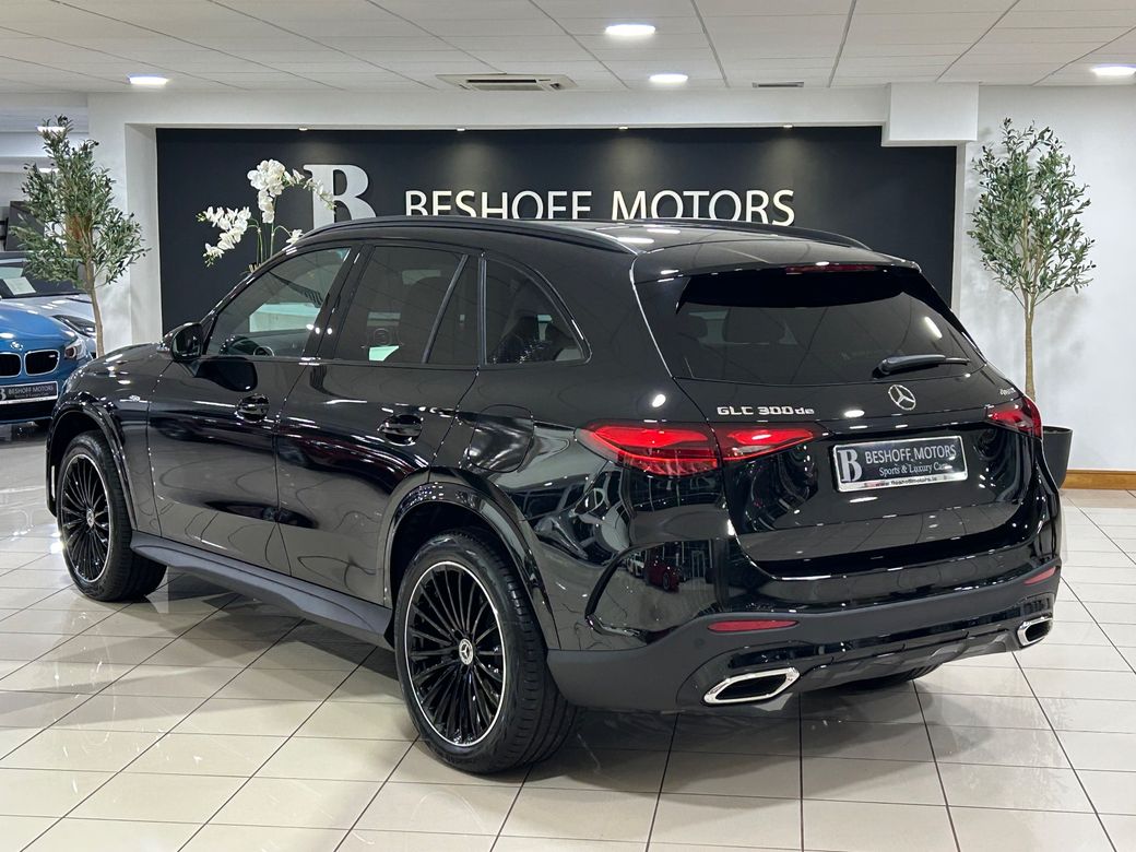 2025 Mercedes-Benz GLC Class