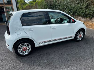 2017 Volkswagen up!