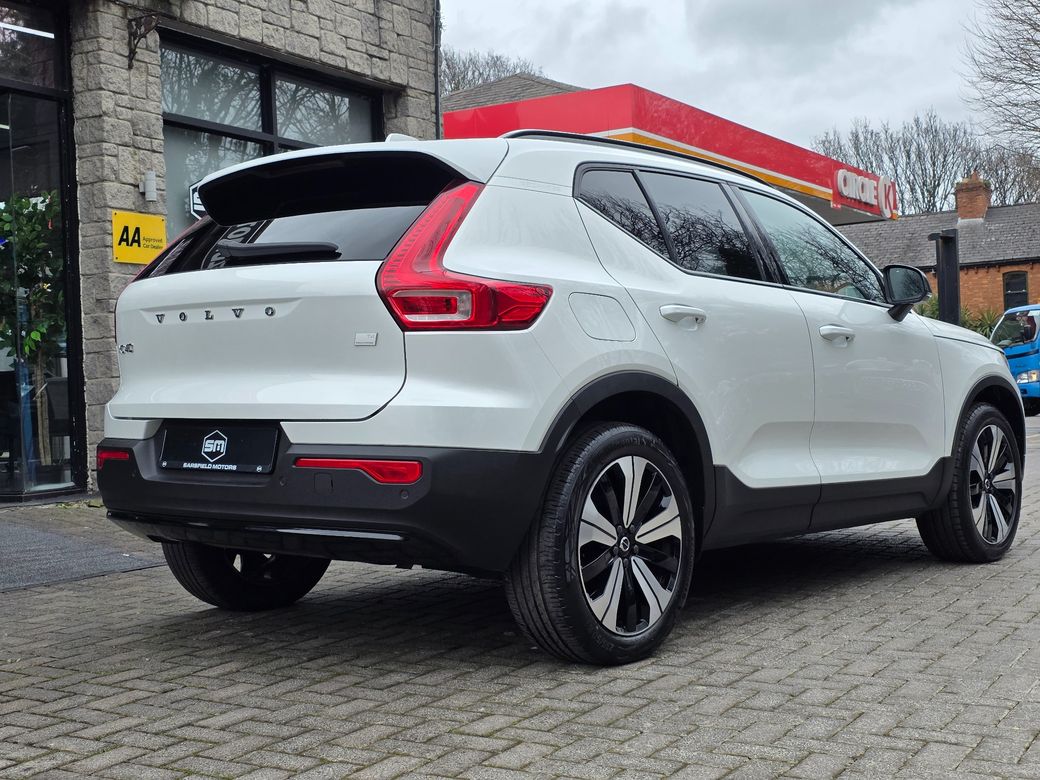 2022 Volvo XC40