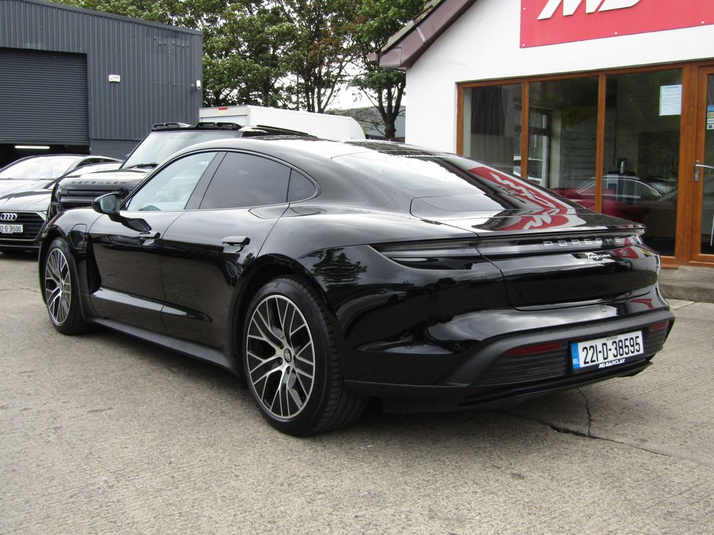 2022 Porsche Taycan