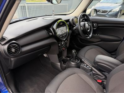 2019 Mini Hatch
