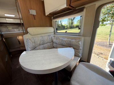 2016 BURSTNER  VISEO i720 G R.H.D AUTO 