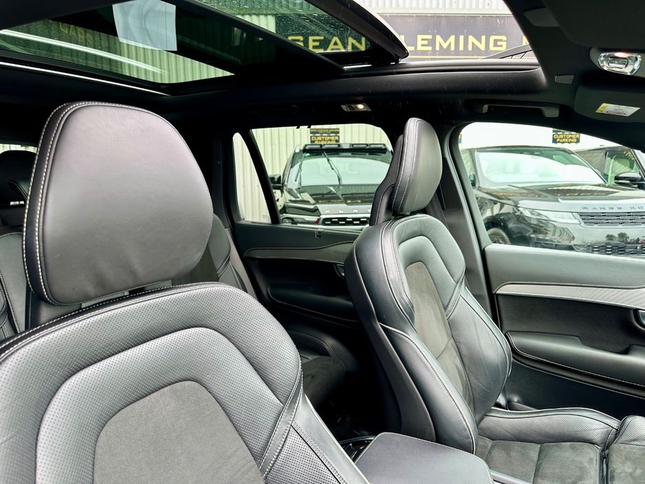 2021 Volvo XC90