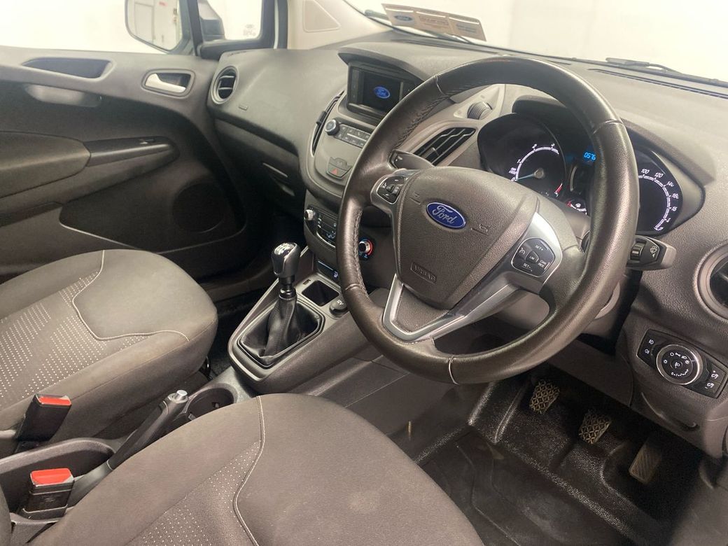 2023 Ford Transit Courier