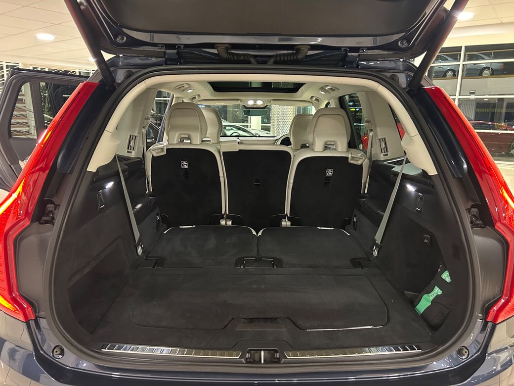 2023 Volvo XC90