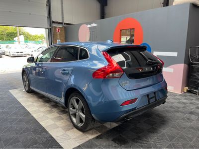 2015 Volvo V40