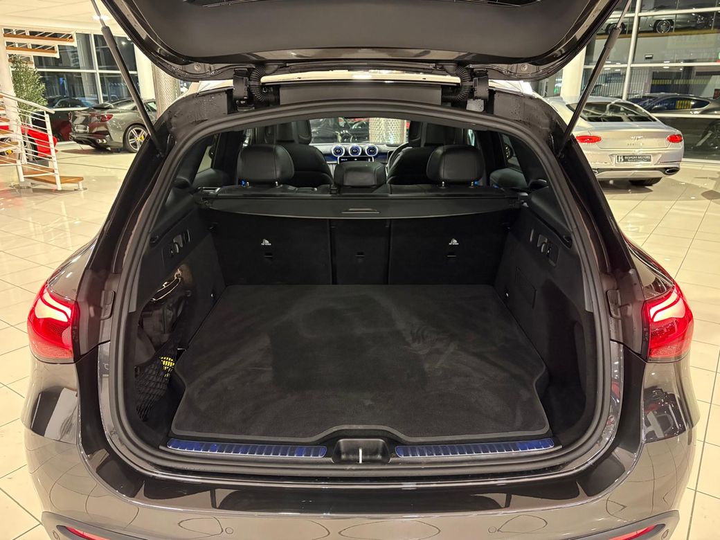 2025 Mercedes-Benz GLC Class