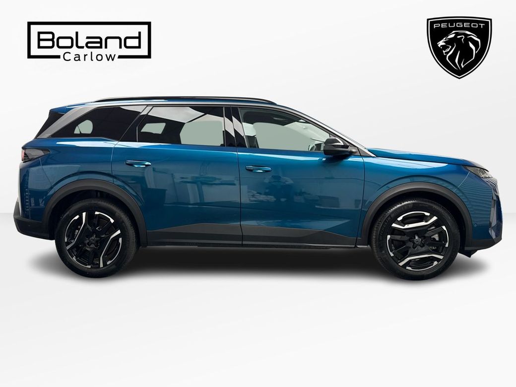 2025 Peugeot 5008