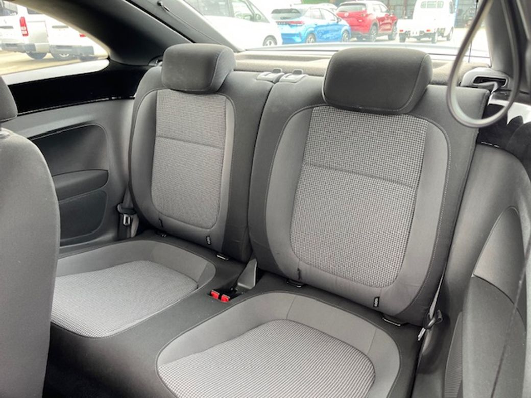 2013 Volkswagen Beetle