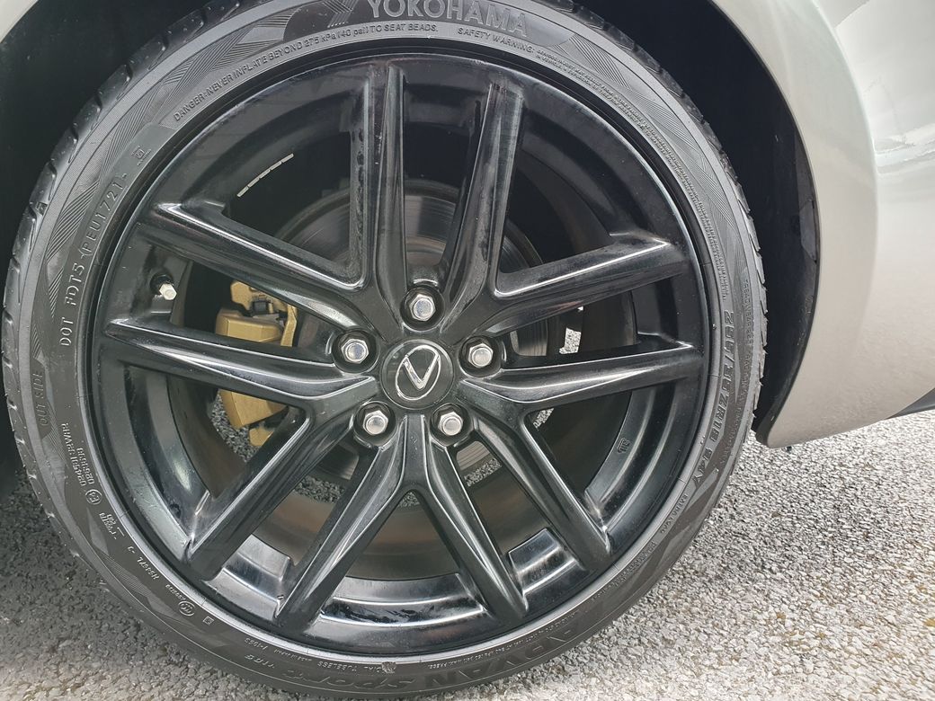 2016 Lexus IS 300h