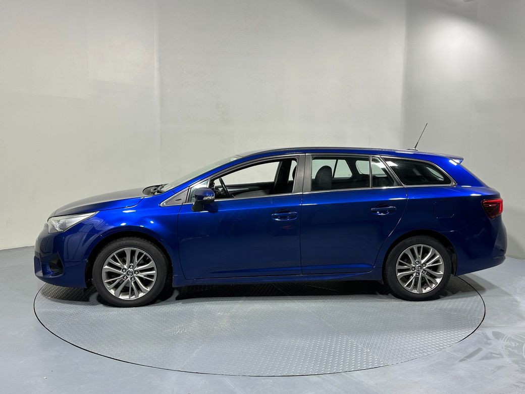 2016 Toyota Avensis