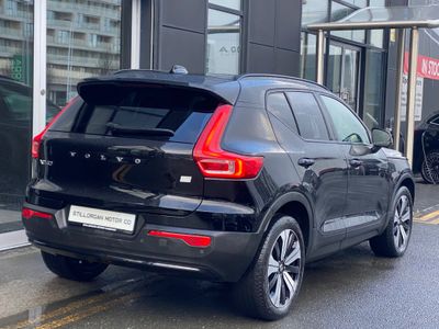 2023 Volvo XC40