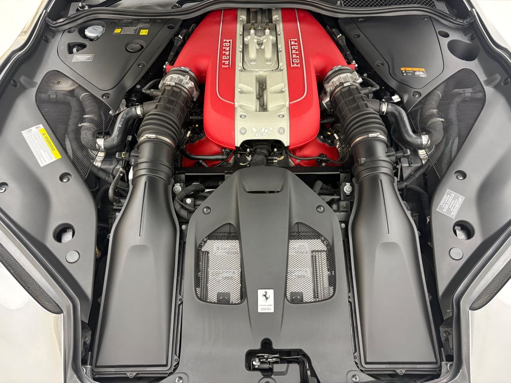 2020 Ferrari 812 GTS